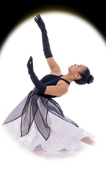 dancer-in-white-performing dancer-in-white-performing